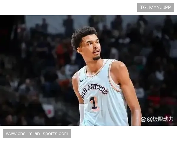 马刺文班亚马单场送出8记封盖再次刷新新秀纪录